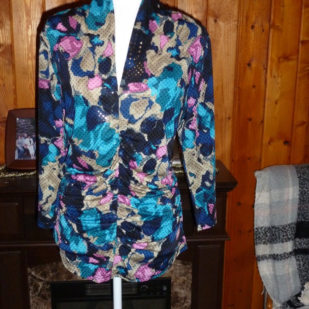 Rafaella multicolored w/ confetti & V-neck Blouse